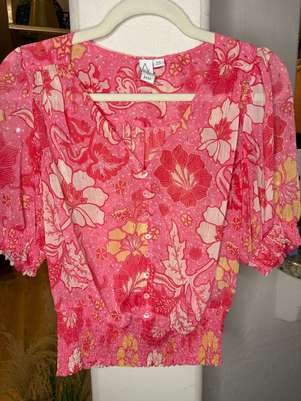 Joie Bension smocked waist pink chiffon floral crop top size small 2-6